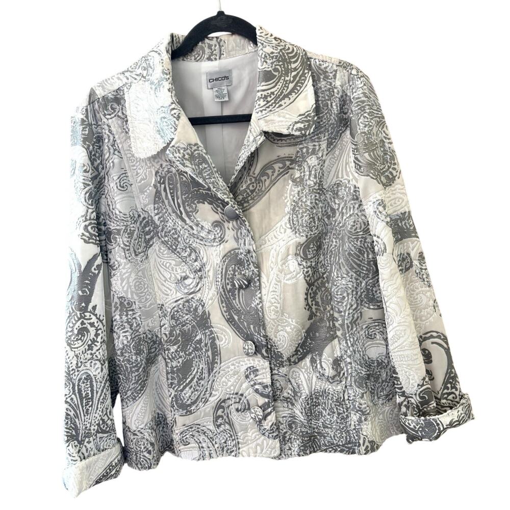 Chico’s 3 Jacket Cream White Silver Paisley Rayon Silk Button Up Artsy Classic